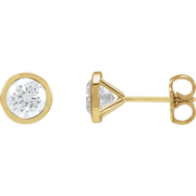 Melden Megan round lab-grown diamond stud earrings in Gold